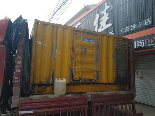 改则发电机组功率与使用时间之间的关系